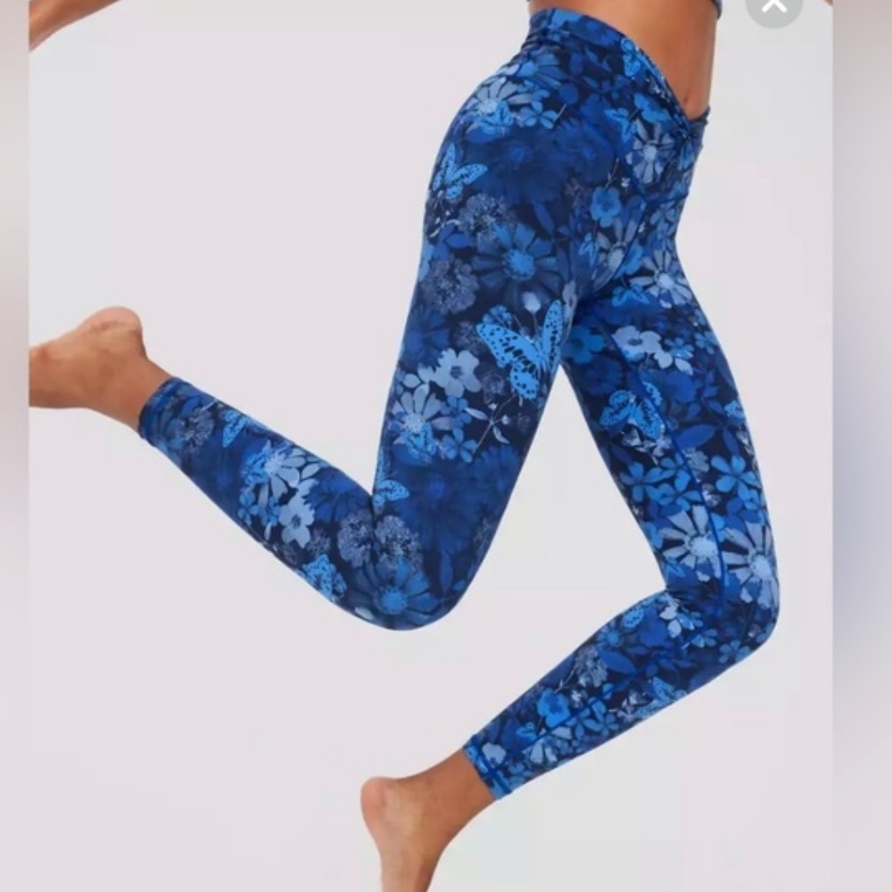 Offline by Aerie Floral Patterned Leggings